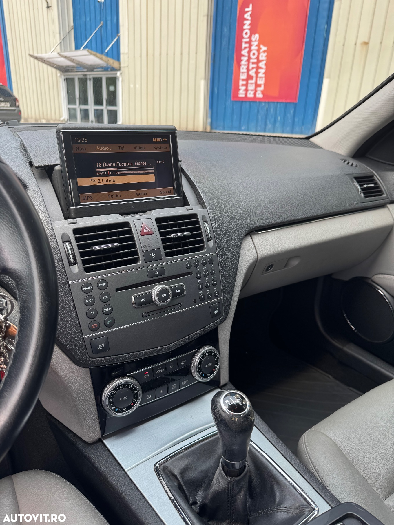 Mercedes-Benz C 180 K BlueEfficiency T-modell - 2