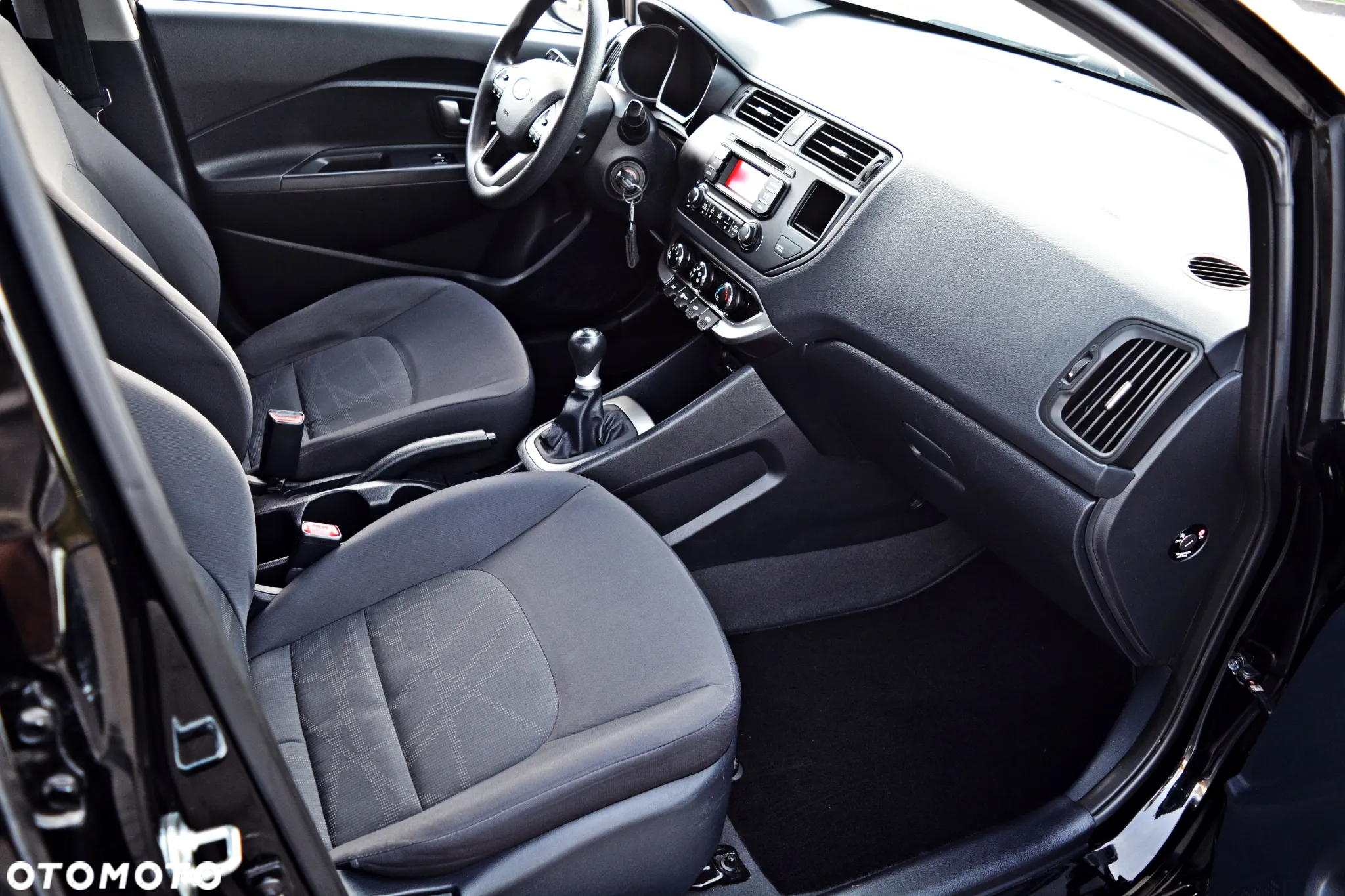Kia Rio 1.2 Edition 7 - 10