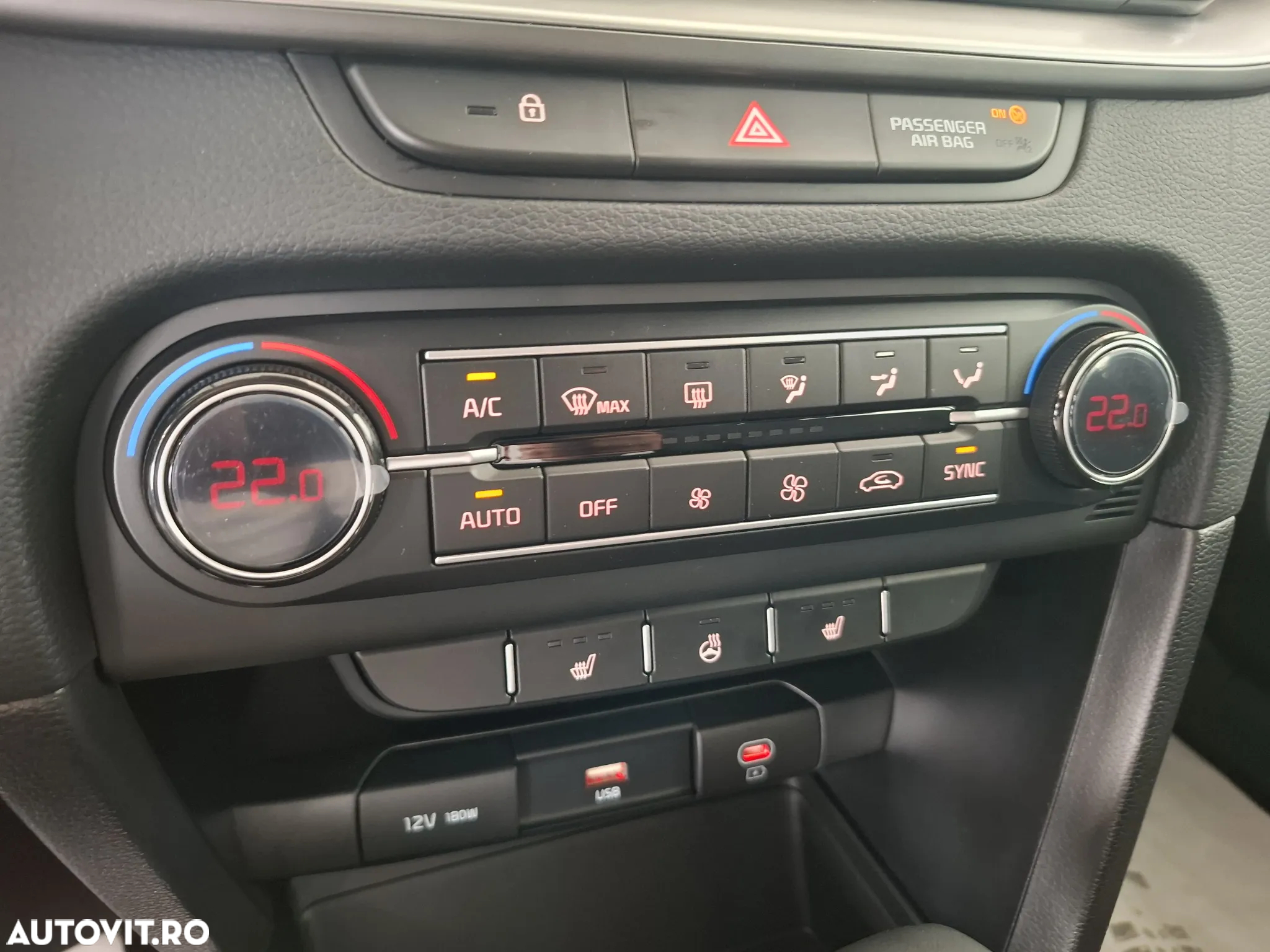 Kia Ceed SW 1.5 T-GDI 7DCT Best - 15