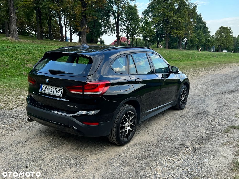 BMW X1 sDrive18i - 6