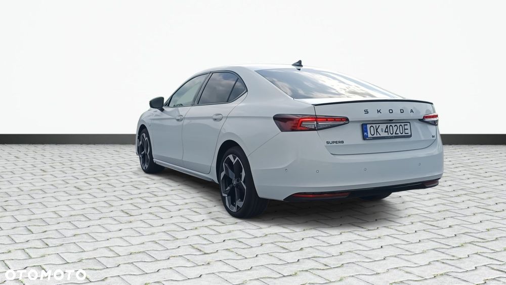 Skoda Superb 1.5 TSI Plug-in Hybrid Sportline DSG - 8