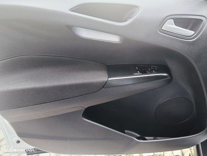 Ford Courier 1.5 Tdci Trend Pack - 46