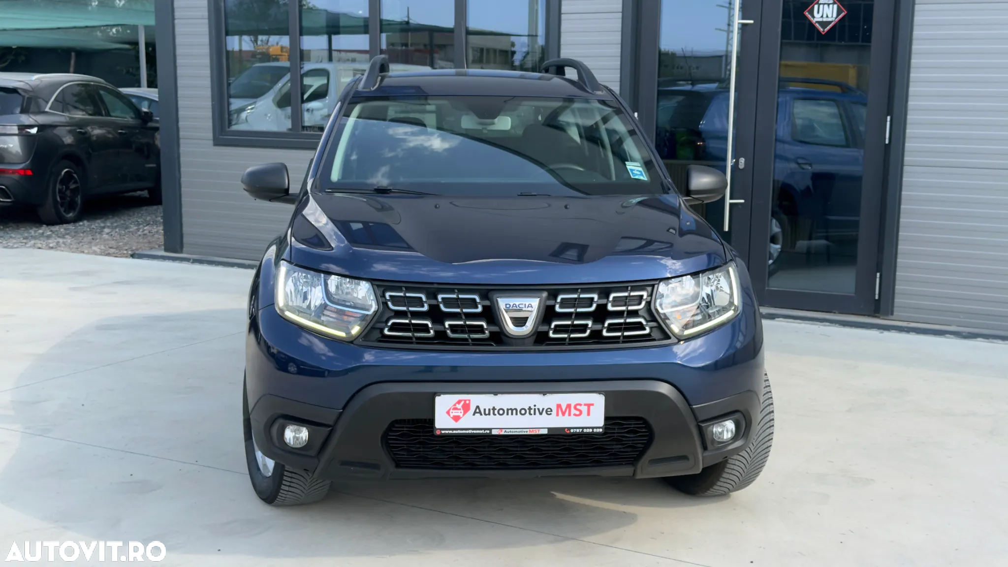 Dacia Duster 1.5 dCi 4x2 Laureate - 2