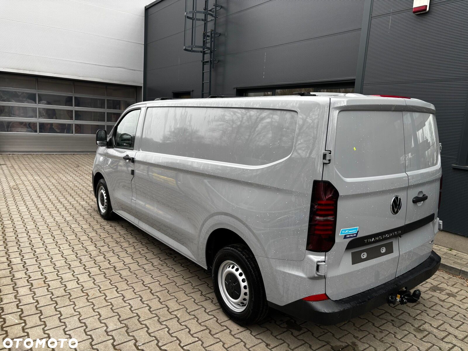 Volkswagen Transporter L2 2.0 TDI 4MOTION 150 KM 8-automat. - 6