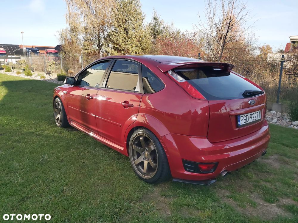 Ford Focus 2.5 ST - 6