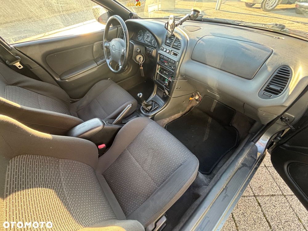 Mazda 323F 2.0 V6 GT - 5