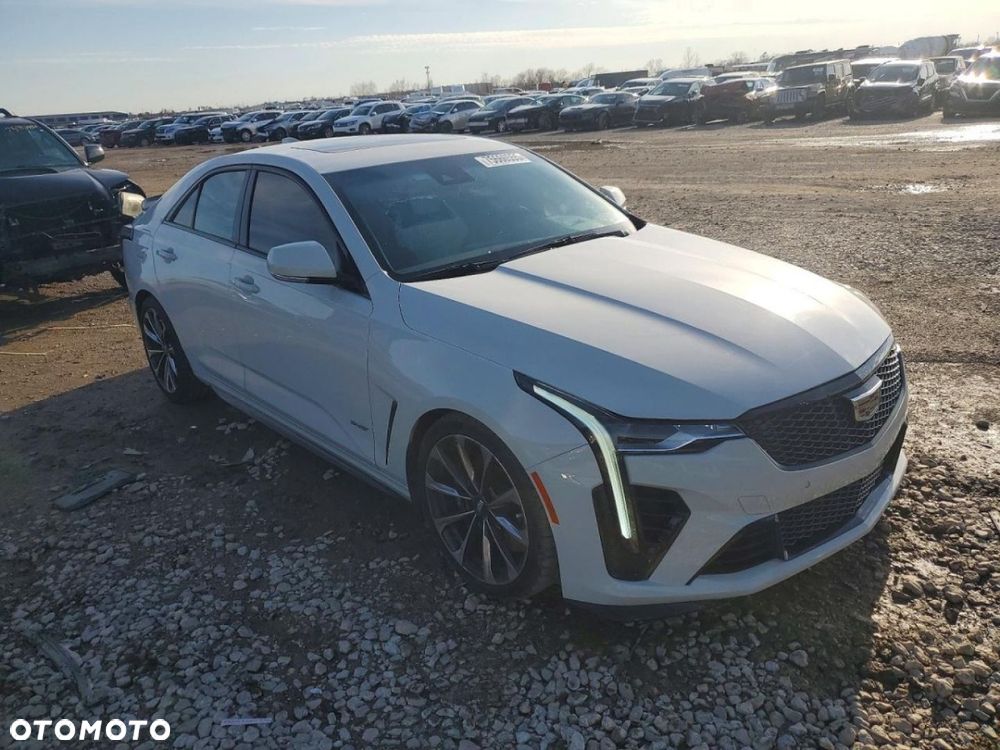 Cadillac CT4 - 5