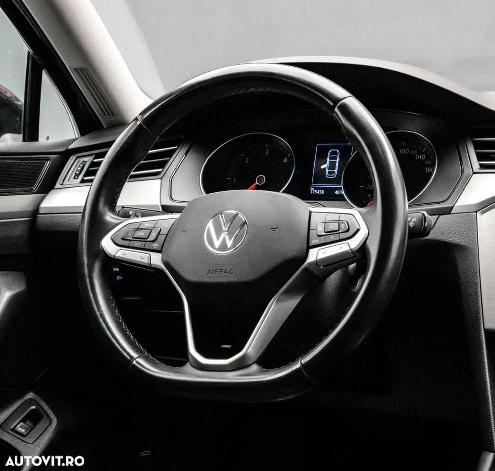 Volkswagen Passat 2.0 TDI DSG Comfortline - 18