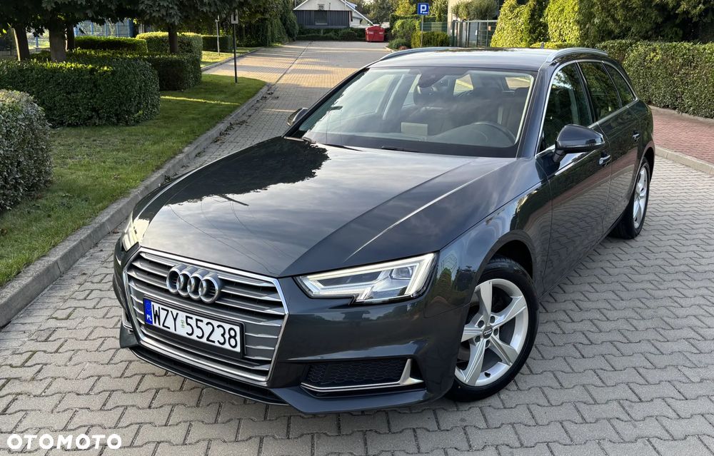 Audi A4 Avant 35 TFSI S tronic design - 31