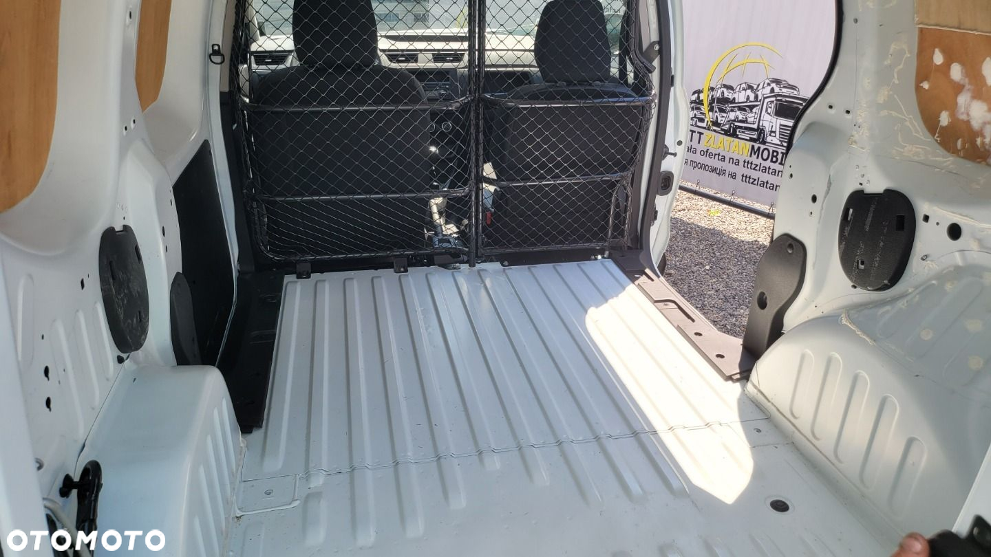 Renault EXPRESS - 13