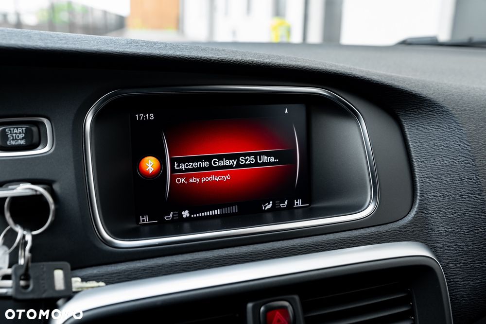 Volvo V40 D2 Geartronic RDesign - 32