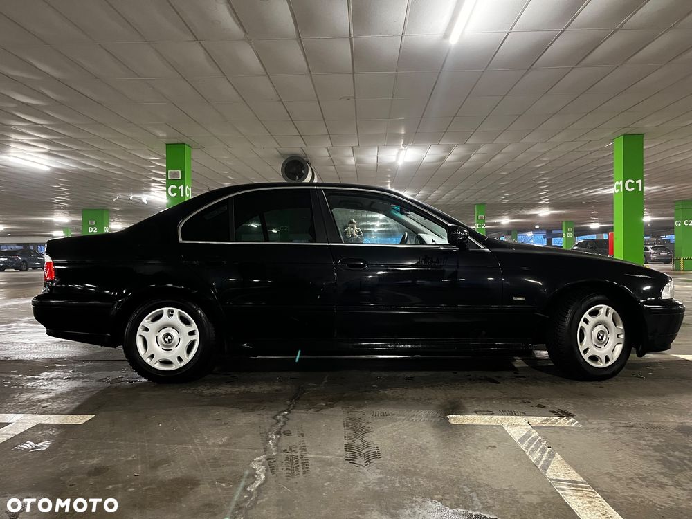 BMW Seria 5 520d - 6