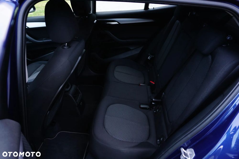 BMW X2 sDrive18i - 23
