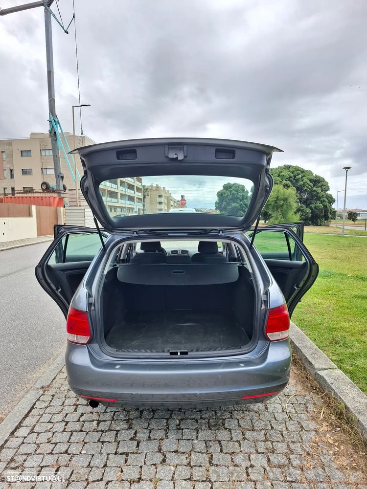 VW Golf Variant 1.6 TDi Confortline - 7