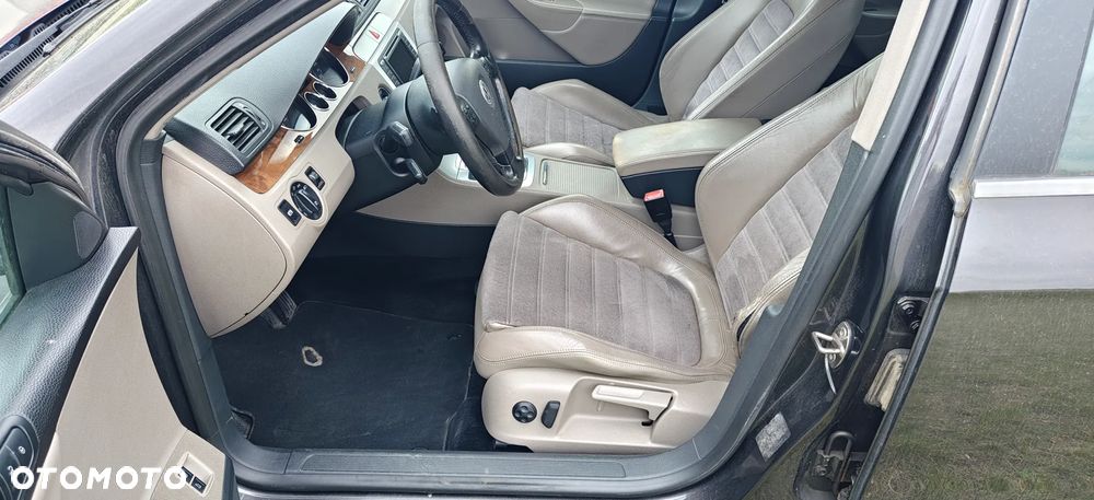 Volkswagen Passat 2.0 TDI DPF Highline DSG - 10