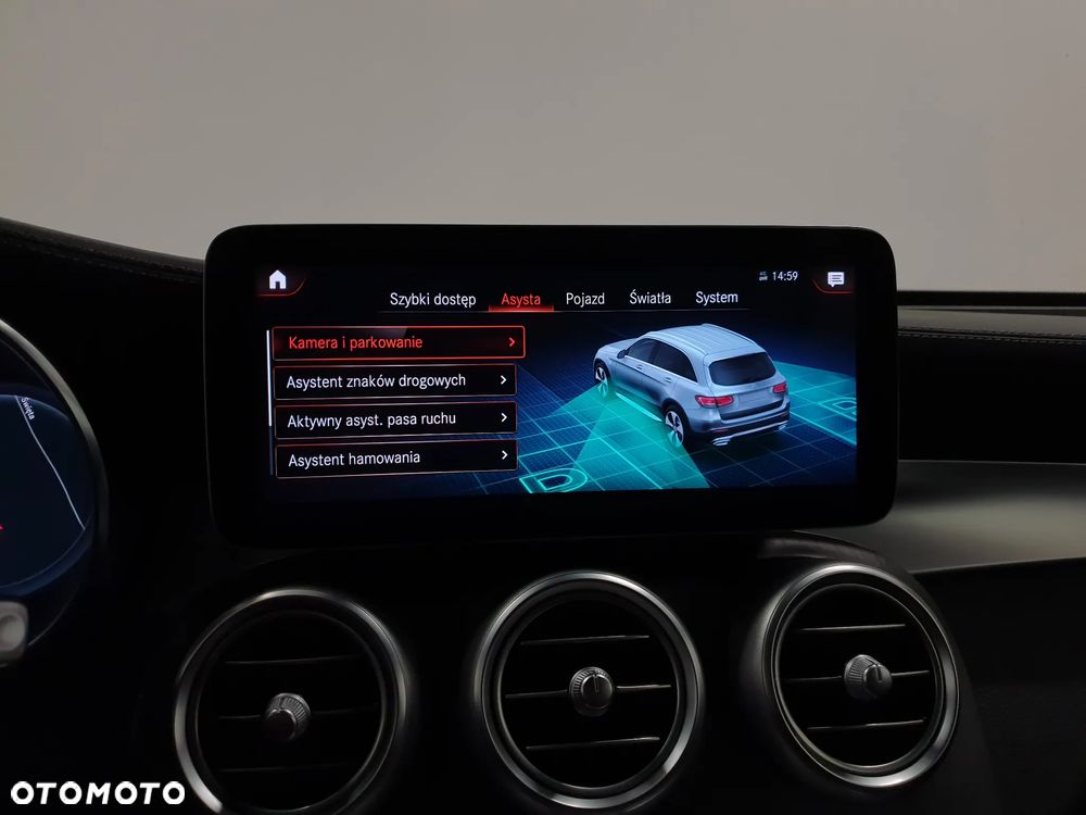 Mercedes-Benz GLC 300 d 4Matic 9G-TRONIC AMG Line Plus - 24