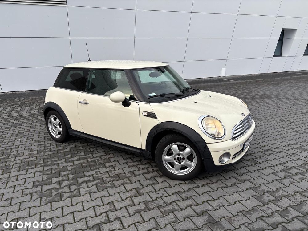MINI ONE Standard - 3