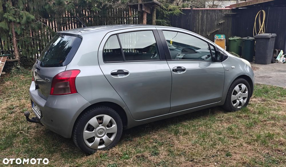 Toyota Yaris 1.4 D-4D Terra A/C - 3