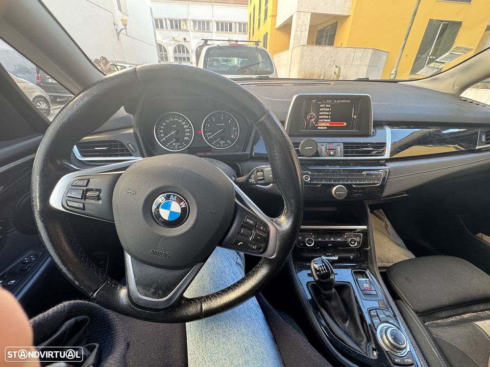 BMW 216 Gran Tourer d 7L Line Sport - 12