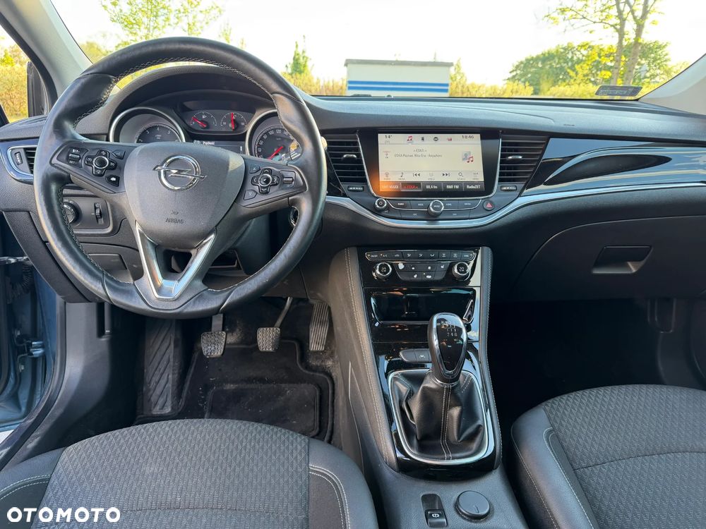 Opel Astra - 10