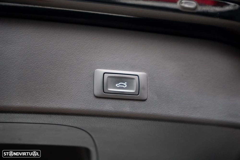 Audi A6 Avant 2.0 TDi S tronic - 32