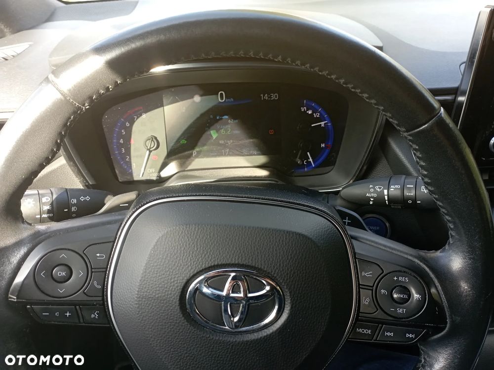 Toyota Corolla - 11