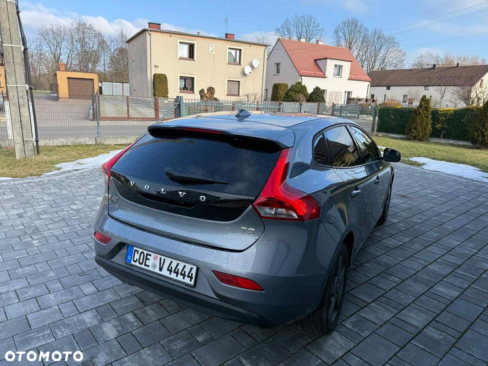 Volvo V40 T2 - 5