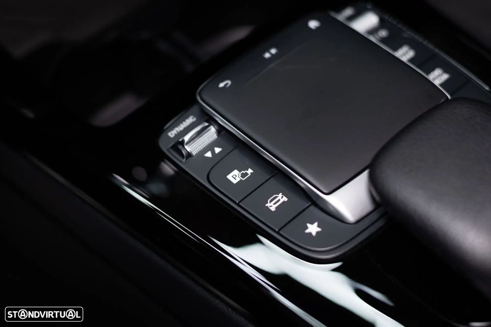 Mercedes-Benz CLA 250 e Shooting Brake AMG Line - 29