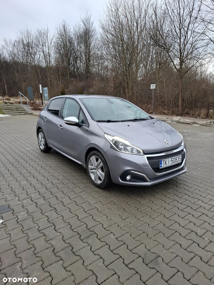 Peugeot 208 - 2