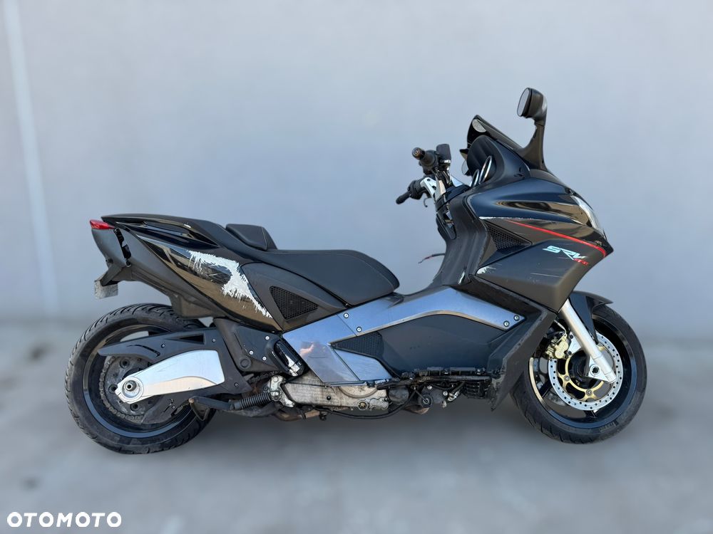 Aprilia SRV 850 - 14