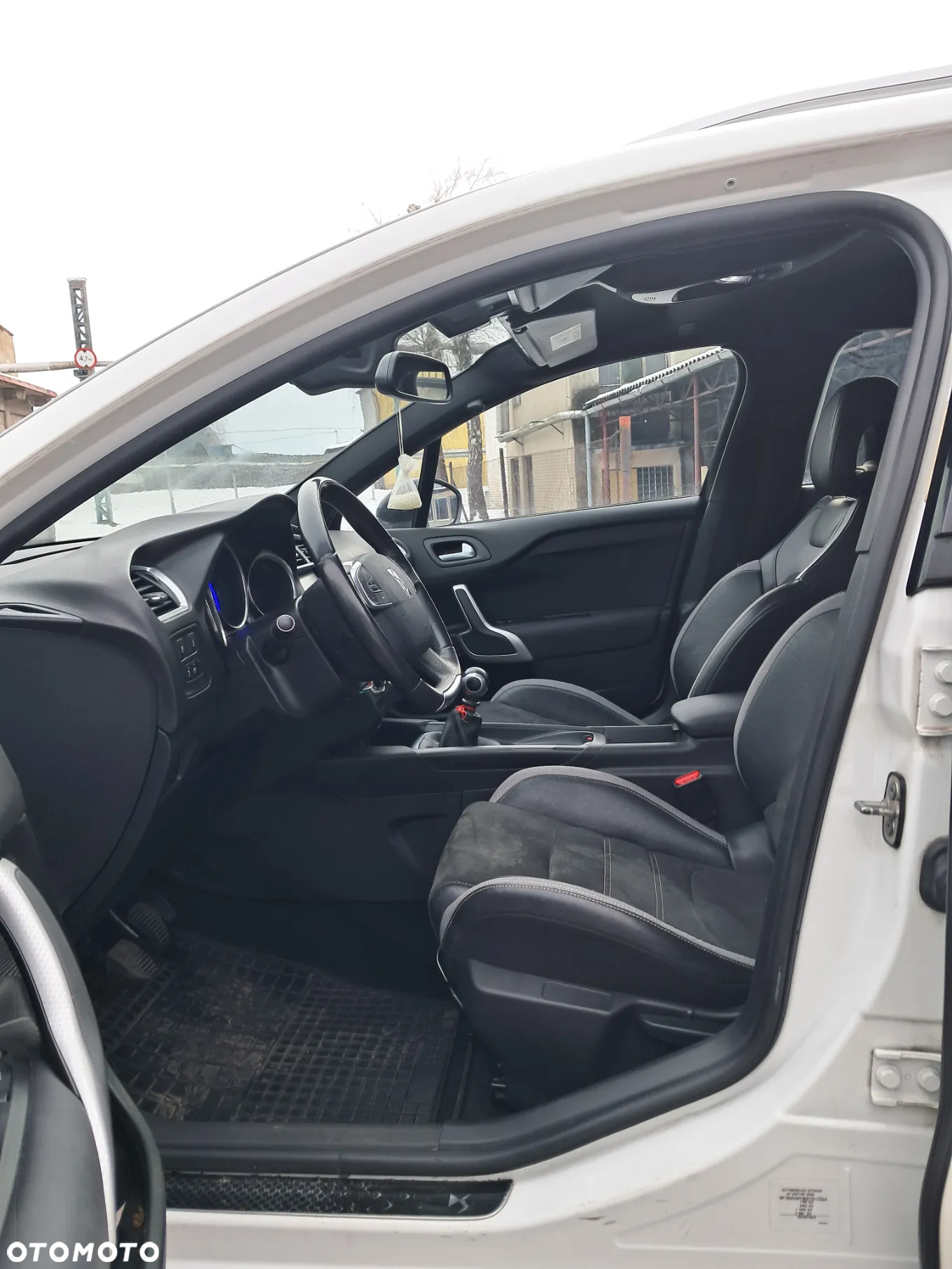 DS Automobiles DS 4 - 11