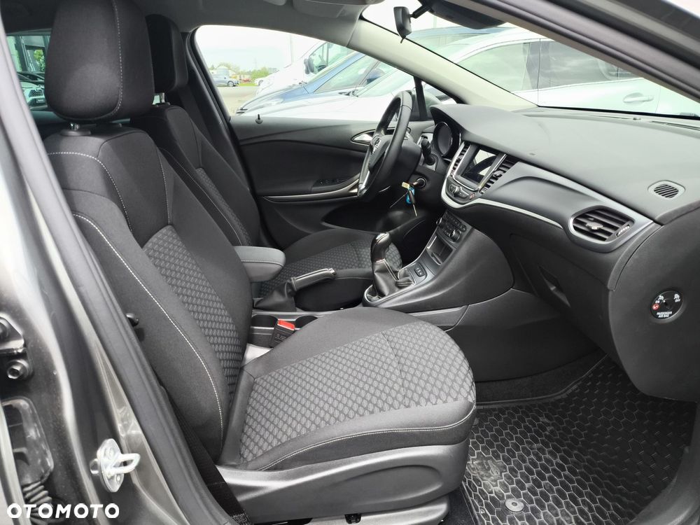 Opel Astra - 10