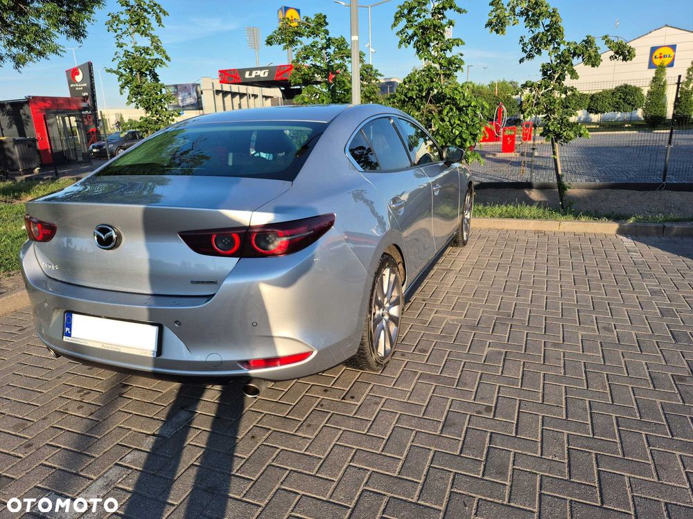 Mazda 3 - 4