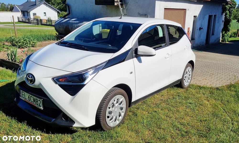Toyota Aygo 1.0 VVT-i Black Edition - 1