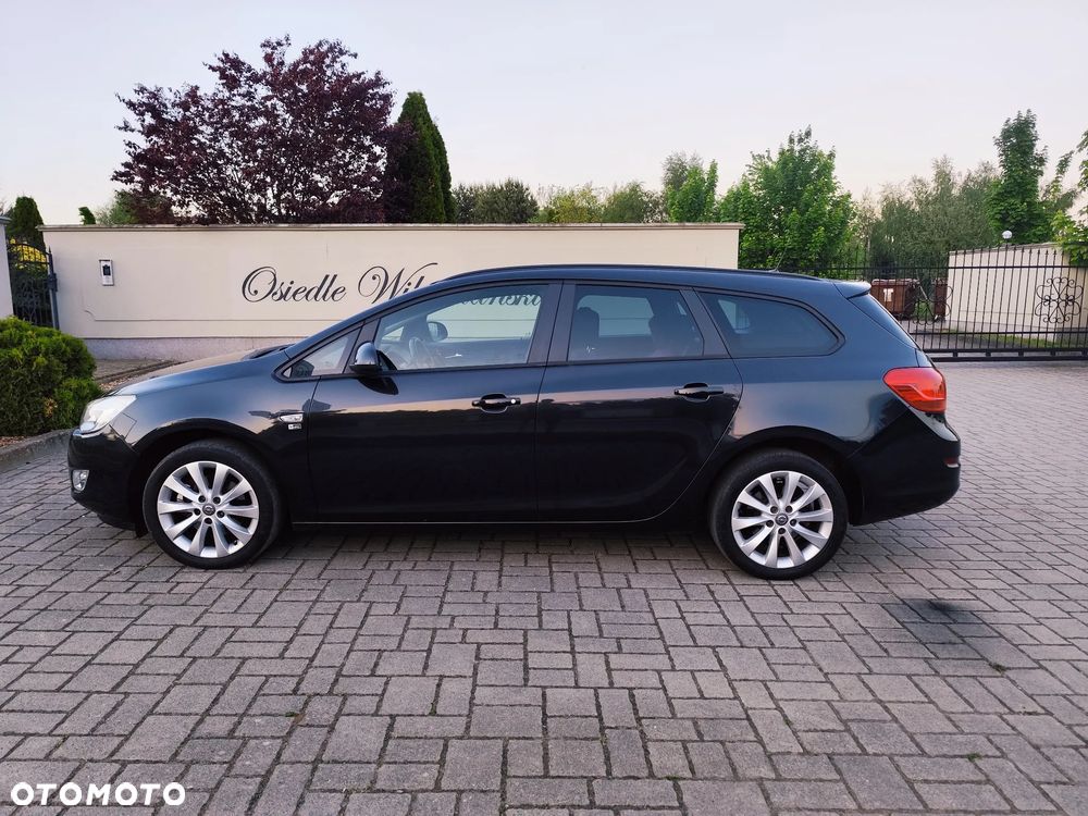 Opel Astra 1.7 CDTI DPF 150 Jahre - 3