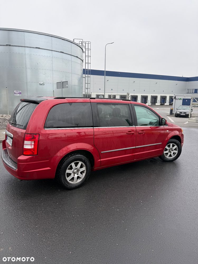 Chrysler Grand Voyager 2.8 CRD Limited - 9