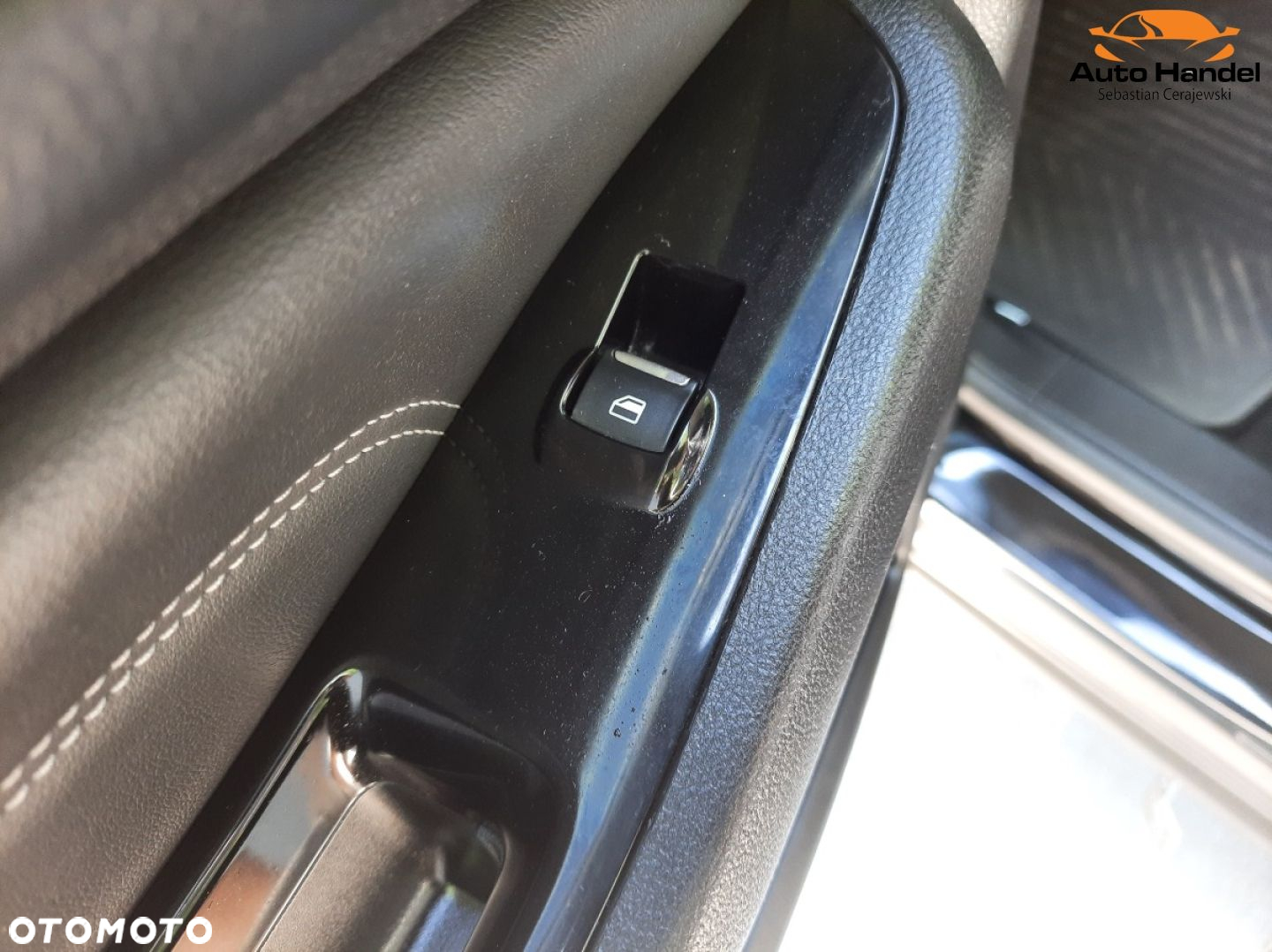 Ford S-Max 2.0 TDCi Titanium PowerShift - 31