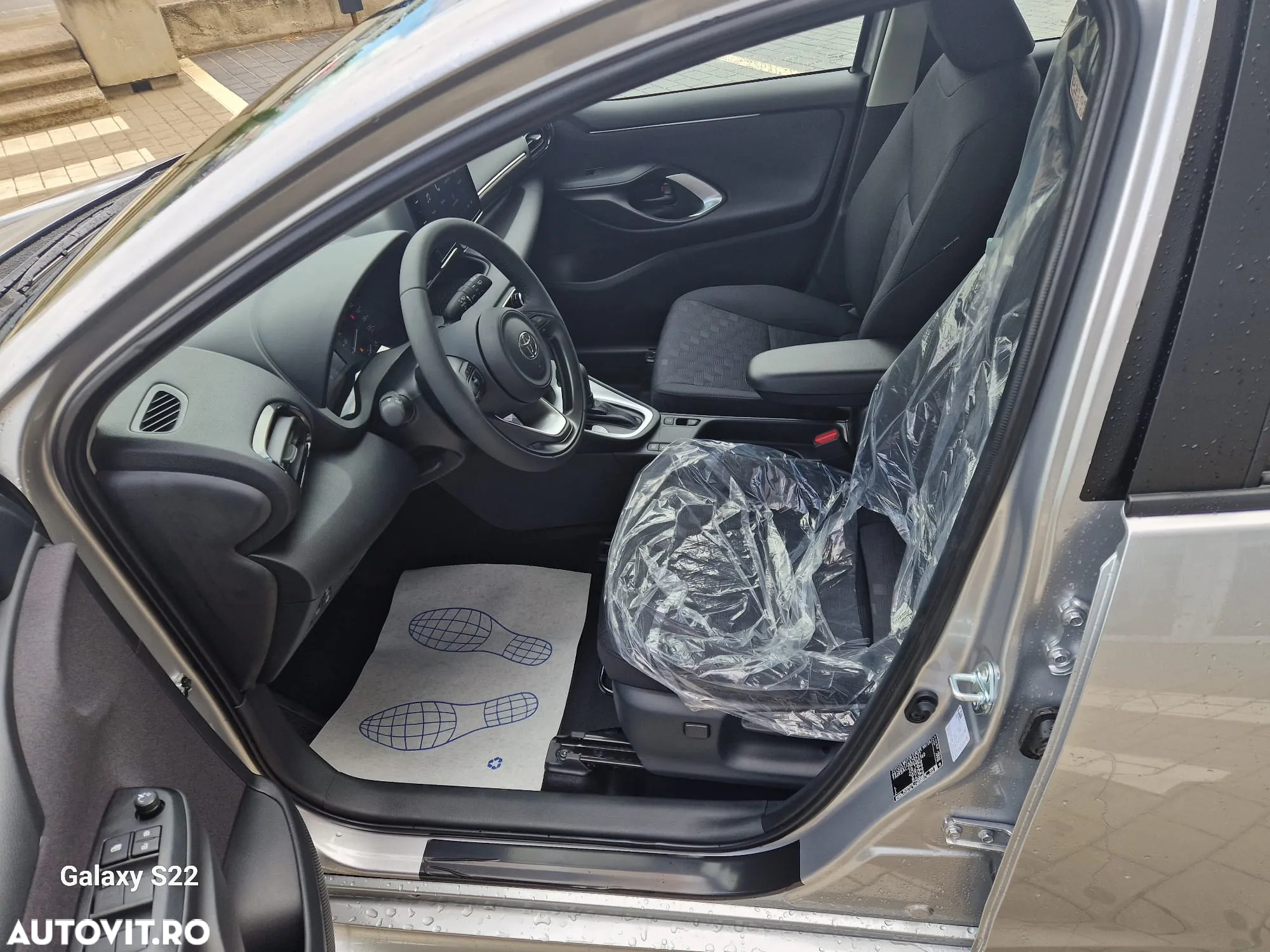 Toyota Yaris 1.5 VVT-i HSD Active - 9