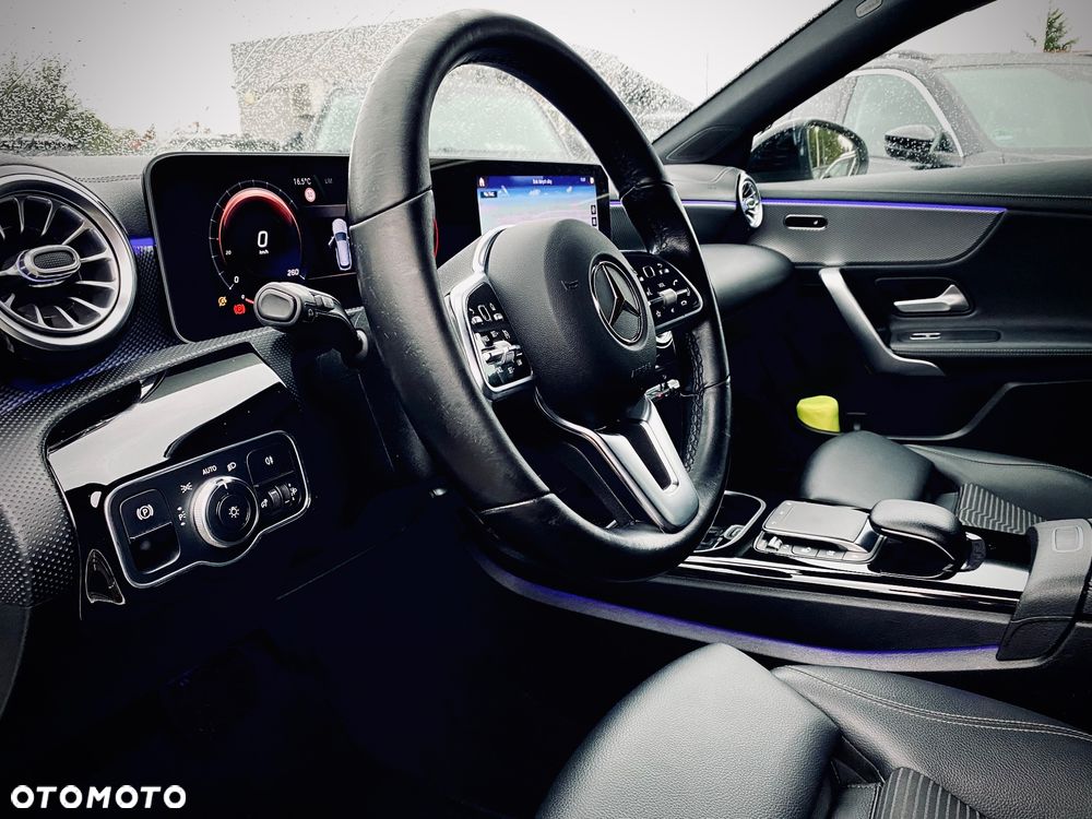 Mercedes-Benz CLA 250 4Matic Shooting Brake 7G-DCT - 23