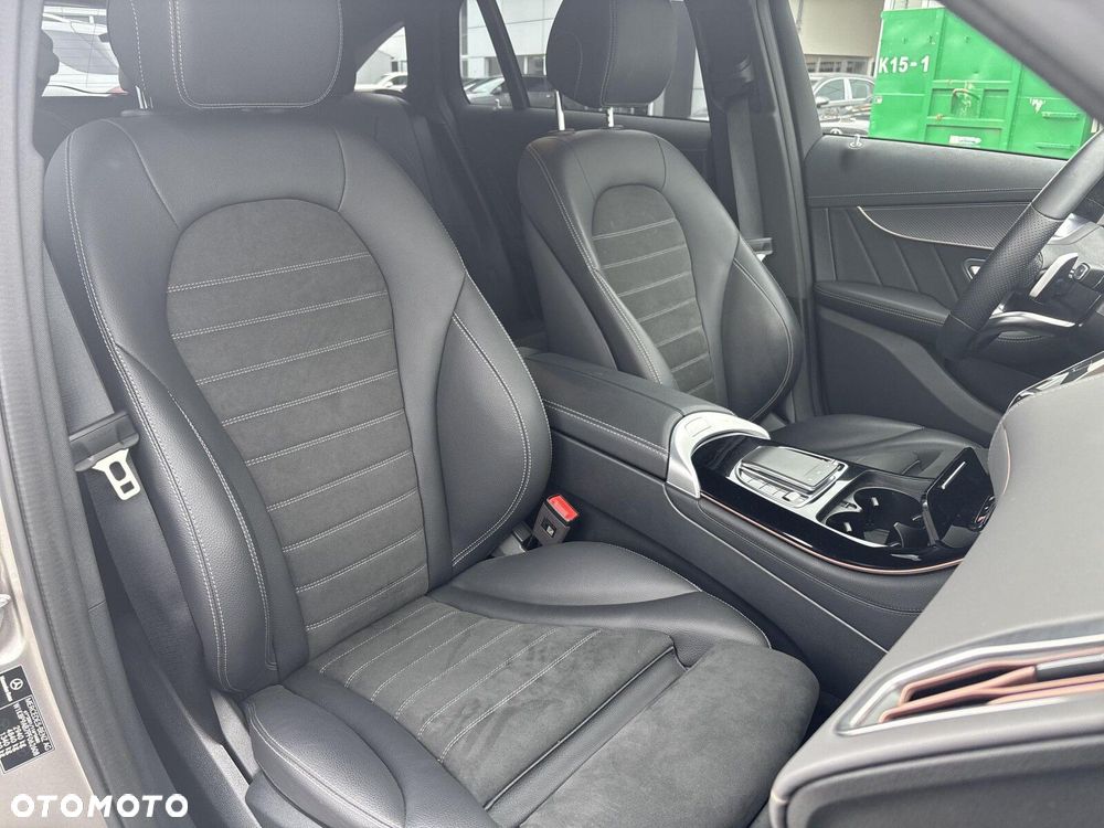 Mercedes-Benz EQC - 19