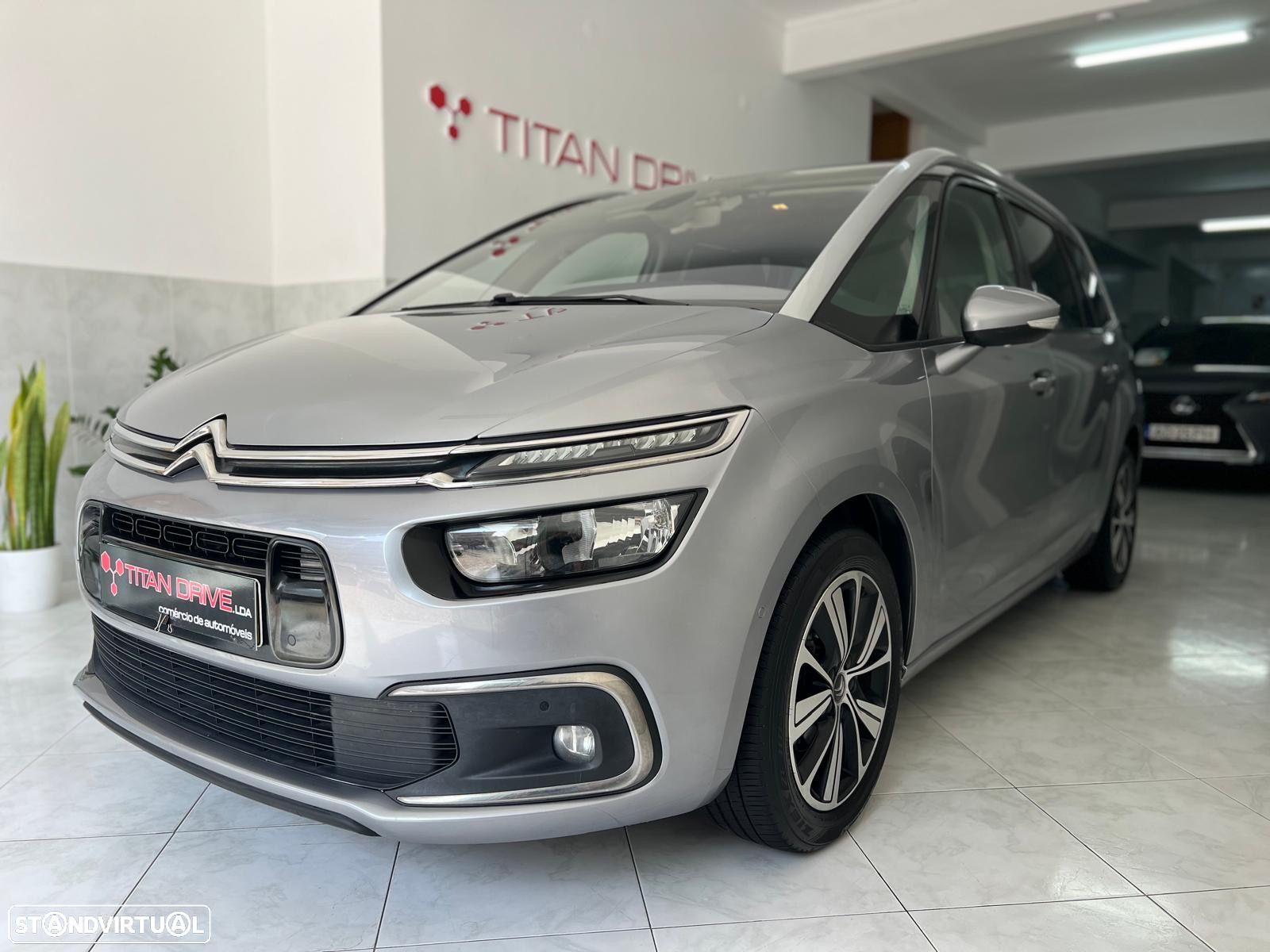 Citroën C4 Grand Picasso 1.6 BlueHDi Intensive EAT6 J17 - 1