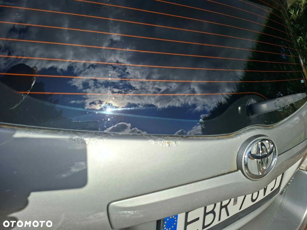 Toyota Verso 1.8 Sol - 11