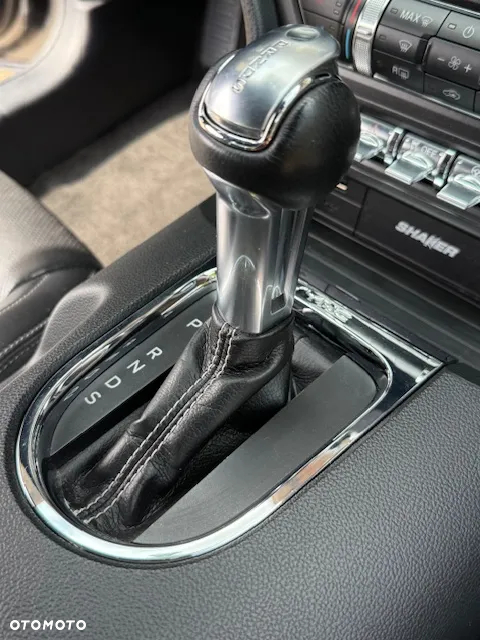Ford Mustang 5.0 V8 GT - 36
