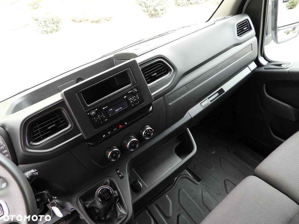 Renault MASTER  PLANDEKA 10 PALET WEBASTO TEMPOMAT LEDY PNEUMATYKA KLIMATYZACJA  165KM - 30