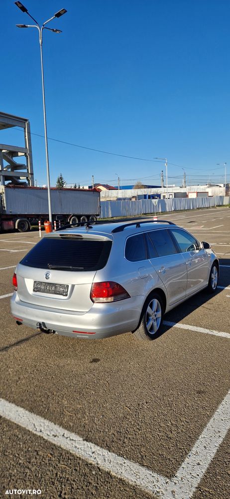 Volkswagen Golf 1.6 TDI - 8