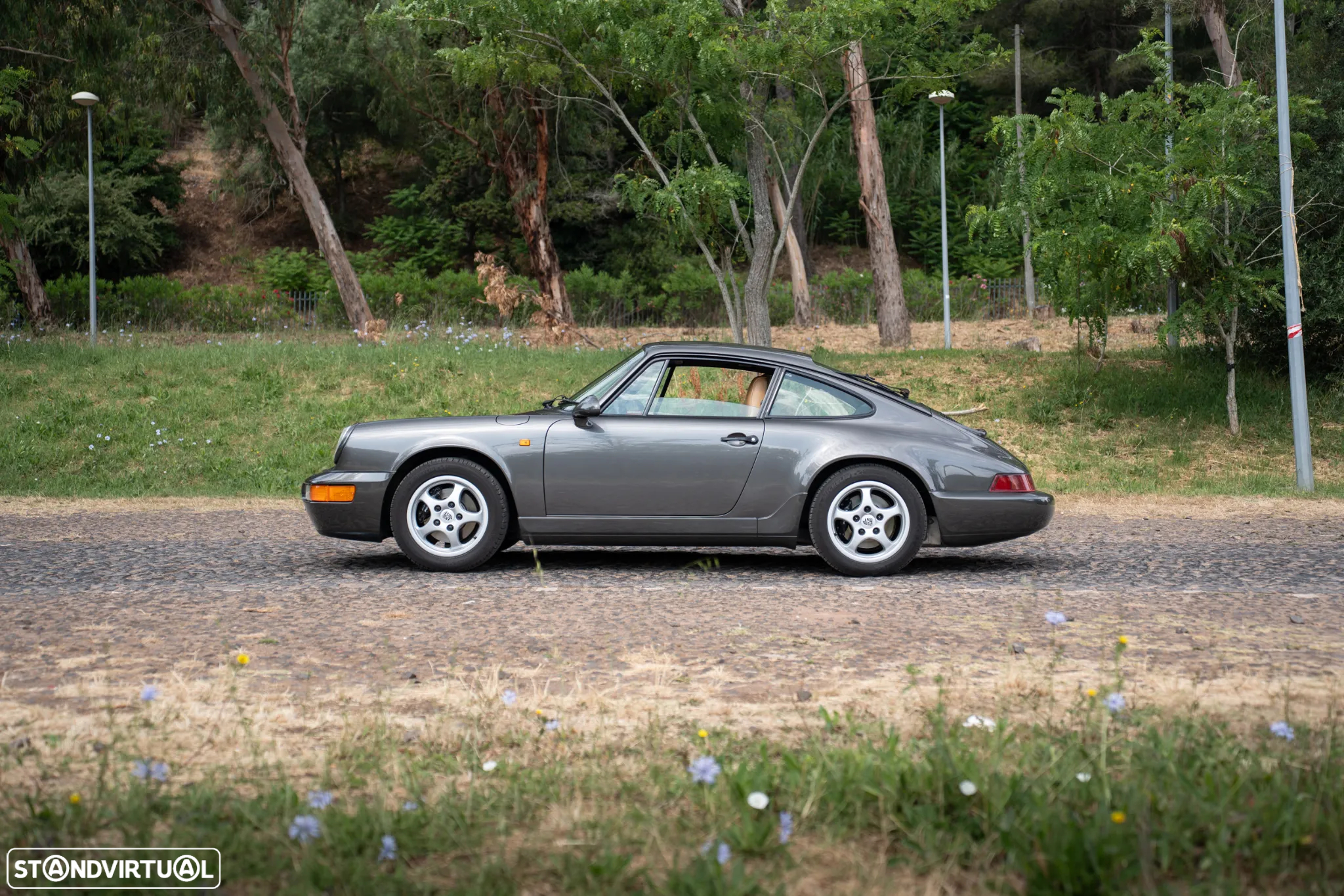 Porsche 911 (964) Coupé 3.6 Carrera 2 - 4