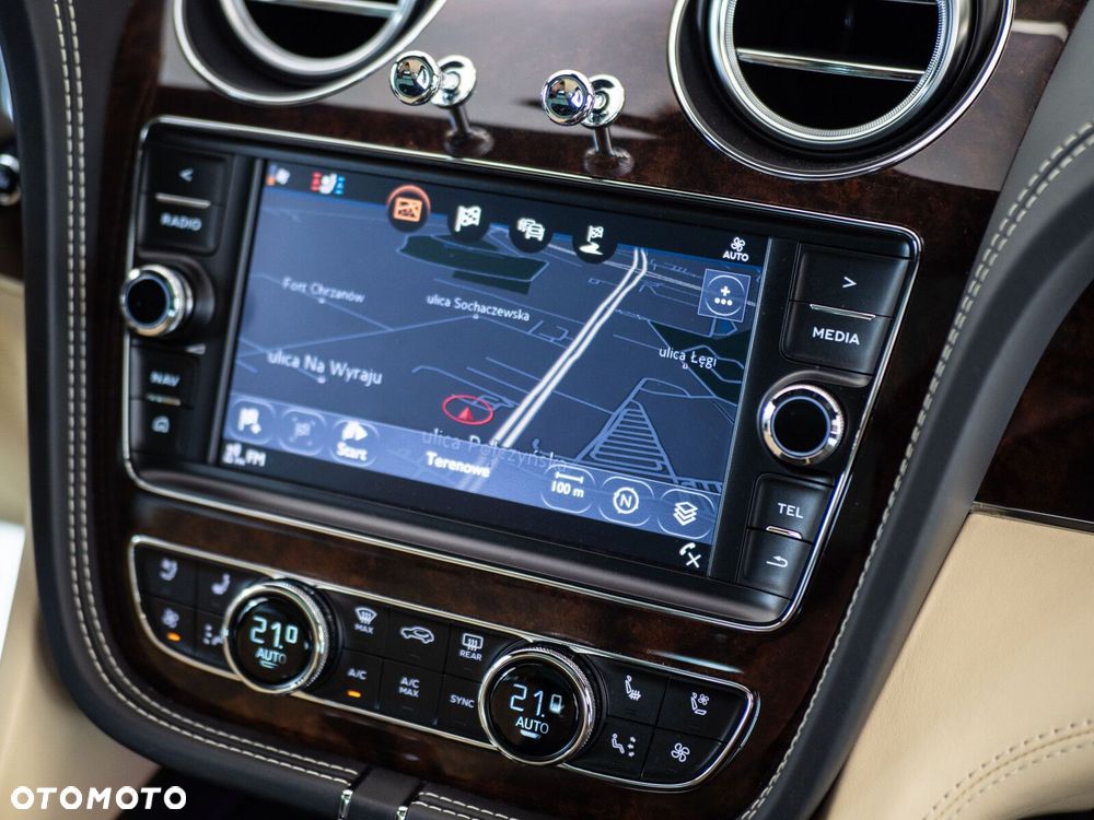 Bentley Bentayga - 19