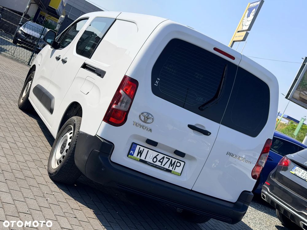 Toyota ProAce - 11