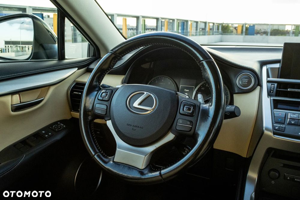 Lexus NX 200t Comfort AWD - 11