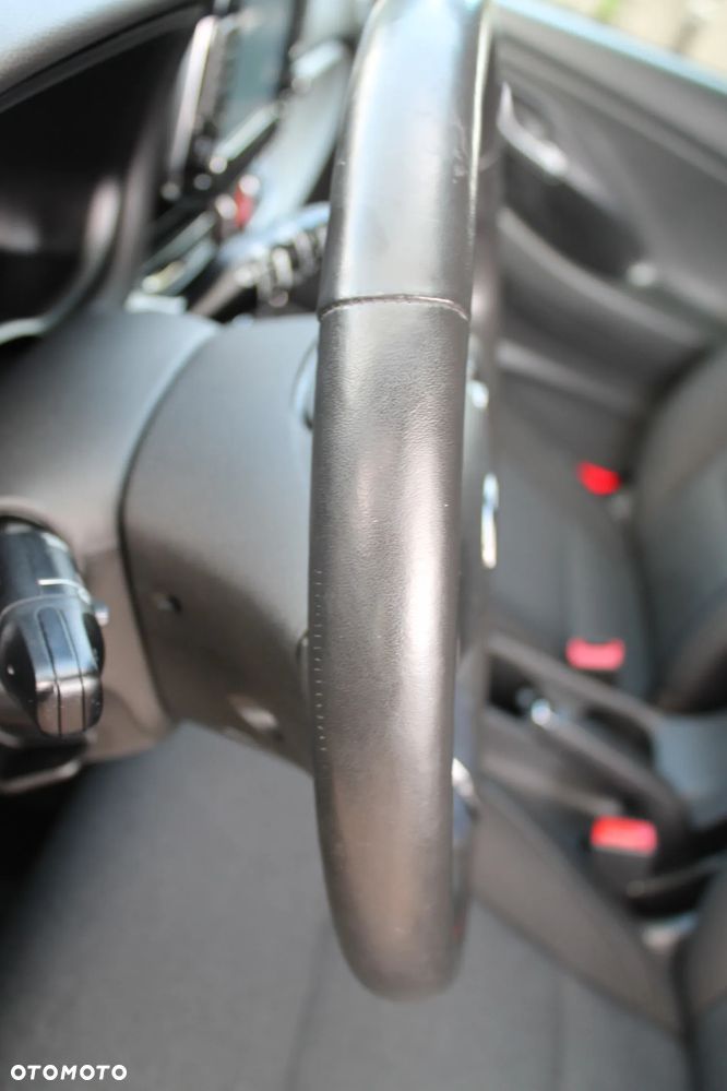 Hyundai i30 1.5 T-GDI 48V-Hybrid EDITION 30+ - 11